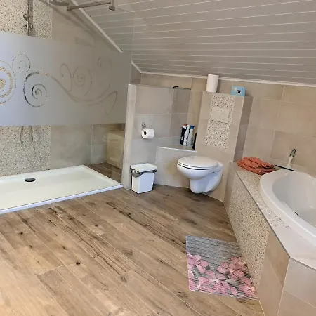 A Vellereux 펜션 호우팔리제